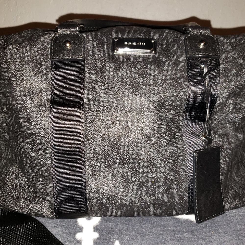 Michael Kors Weekend Travel Bag